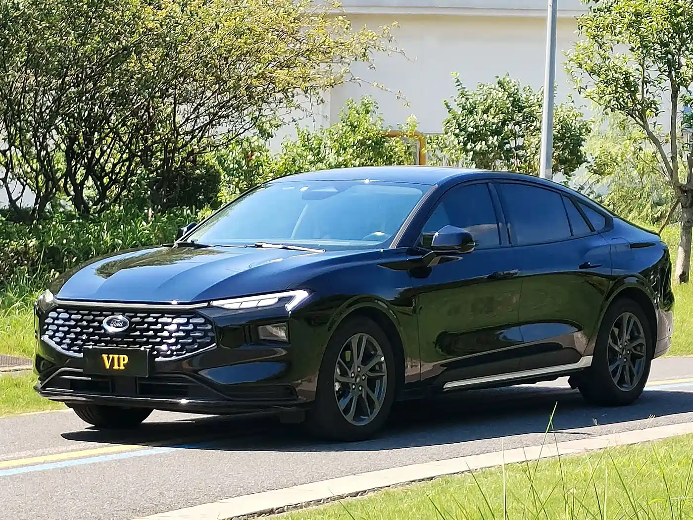 2025 Ford Mondeo