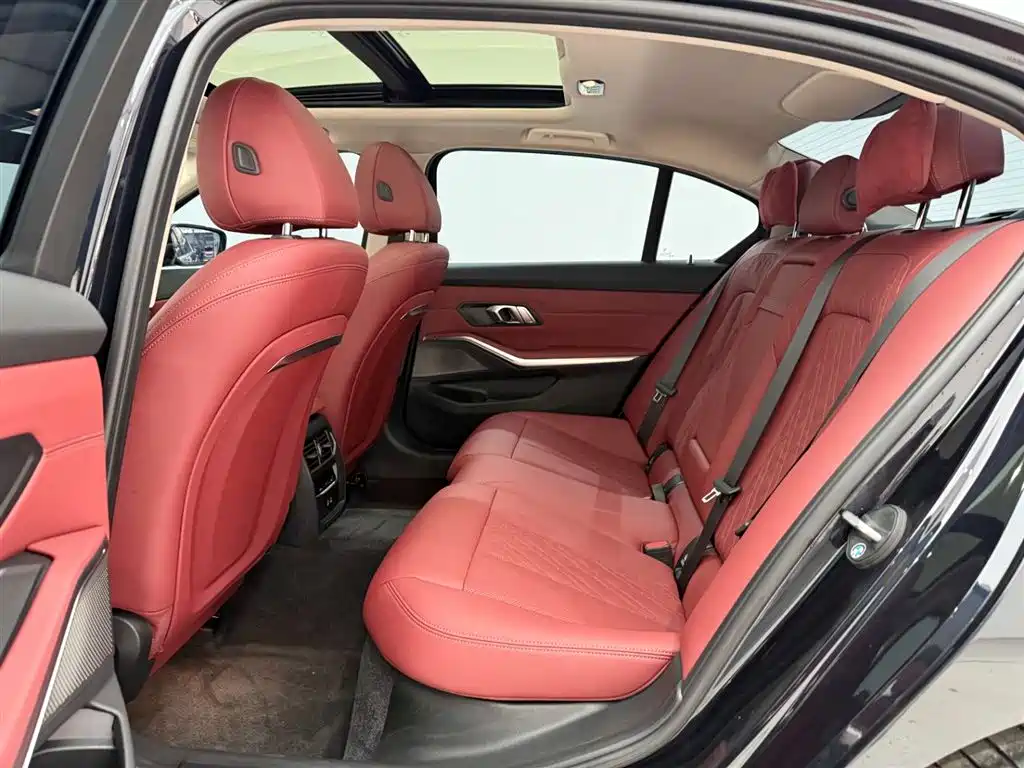 BMW 3 Series 2025 325Li M Sport Package фото 17