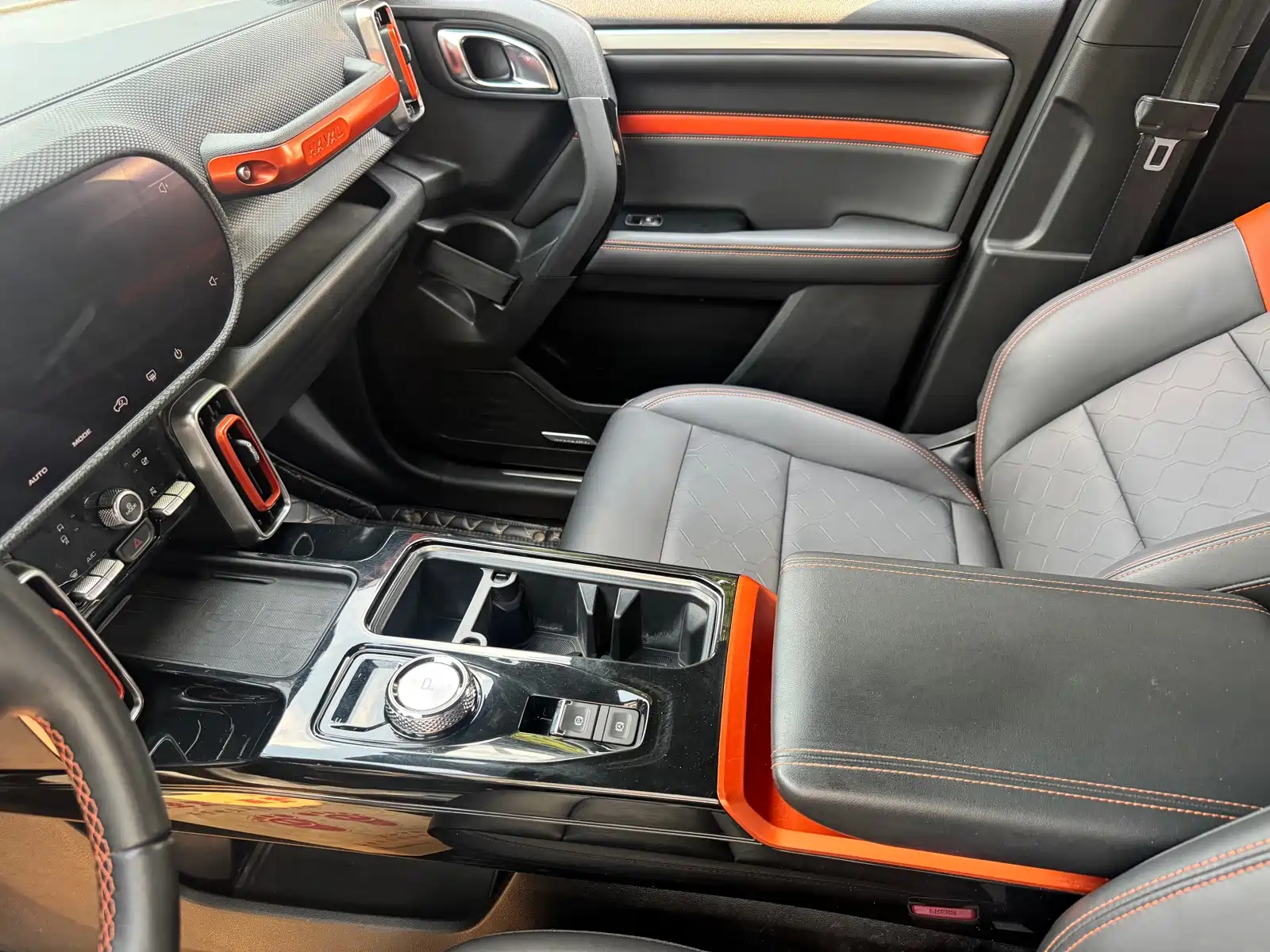 Фото 8 - Haval Dargo