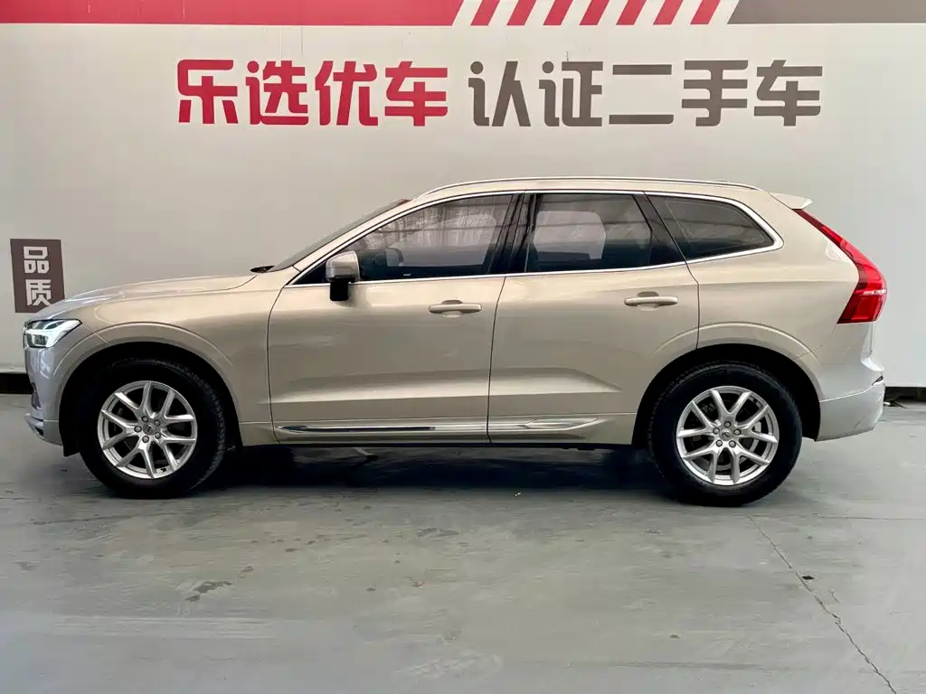 Фото 3 - Volvo XC60