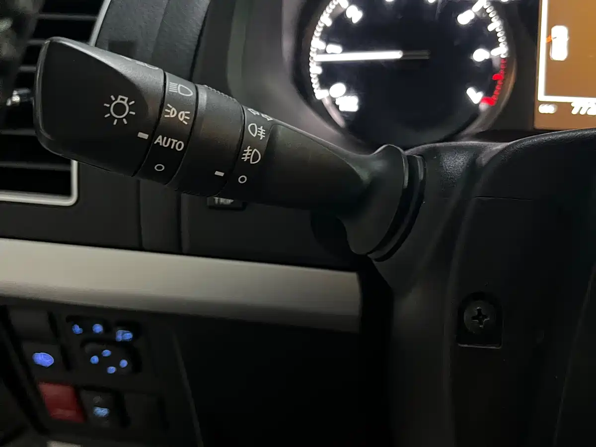 Toyota Prado 2019 3.5L Automatic TX-L Zunxiang Edition with Rear-mounted Spare Tire фото 24