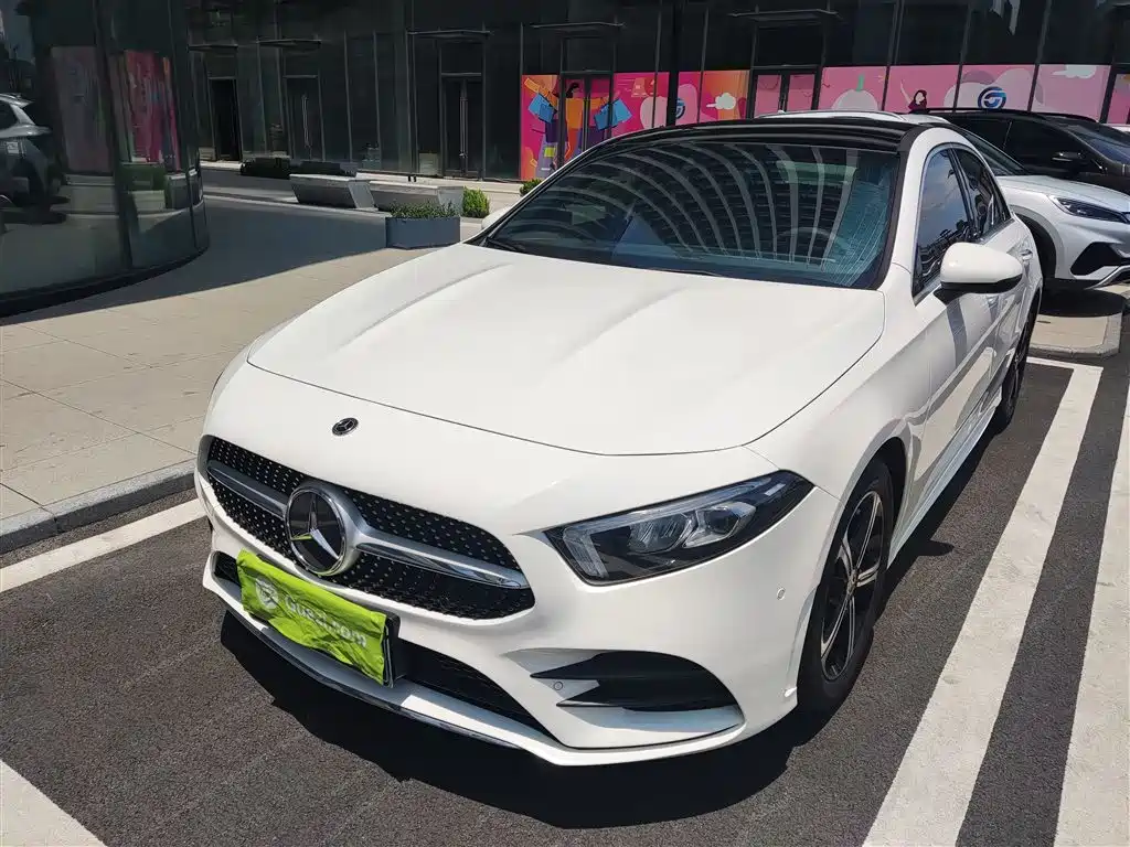 Mercedes-Benz A-Class 2022 Facelift III A 200 L Sport Sedan Fashion