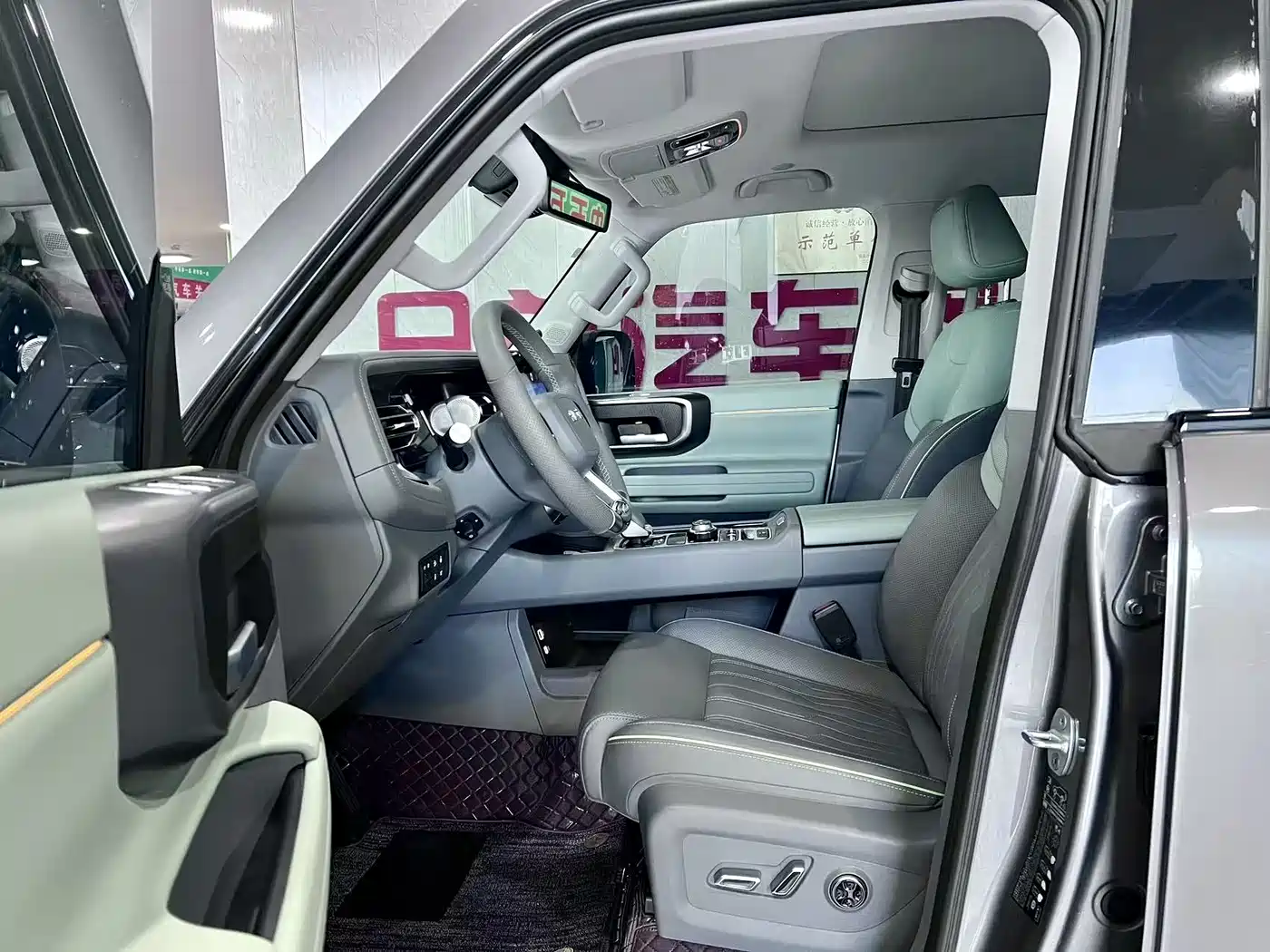 BAIC ORV Beijing Offroad BJ40 2024 2.0T New Urban Hunter Edition Supreme фото 4
