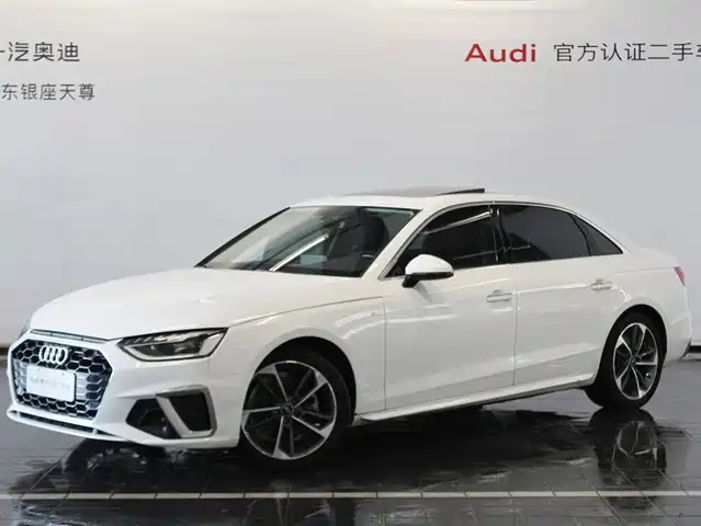 Audi A4L 40 TFSI, Стиль Драйв