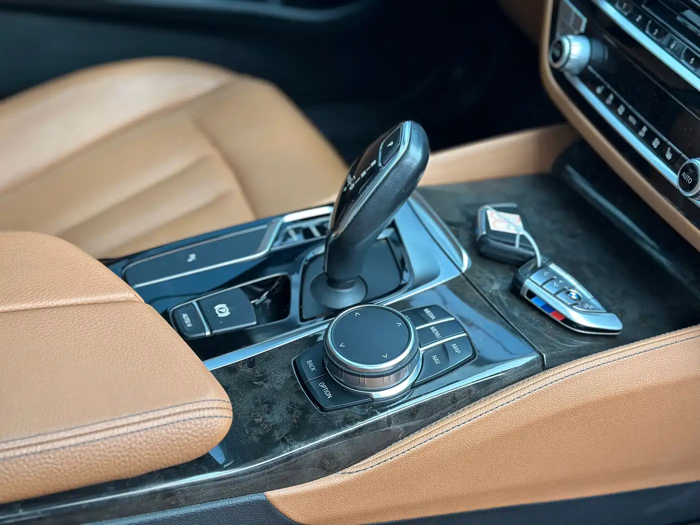 BMW 5 Series 2018 Facelift 530Li Leading M Sport Package фото 7