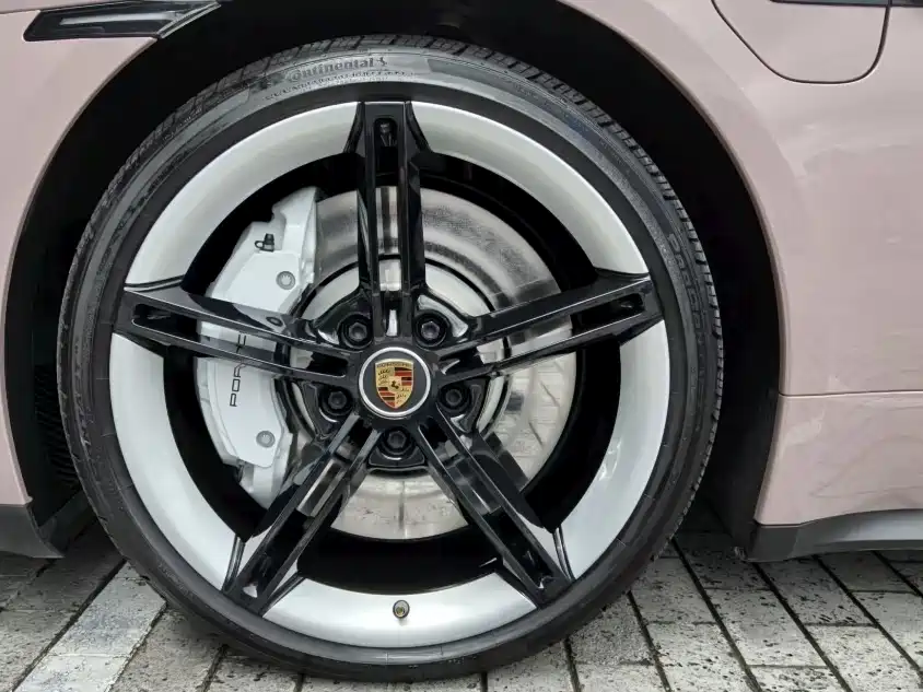 Porsche Taycan 2020 Taycan фото 10