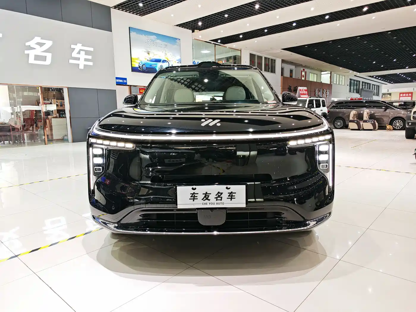 IM Motors IM LS9 2026 Model 52kWh Base Version фото 3