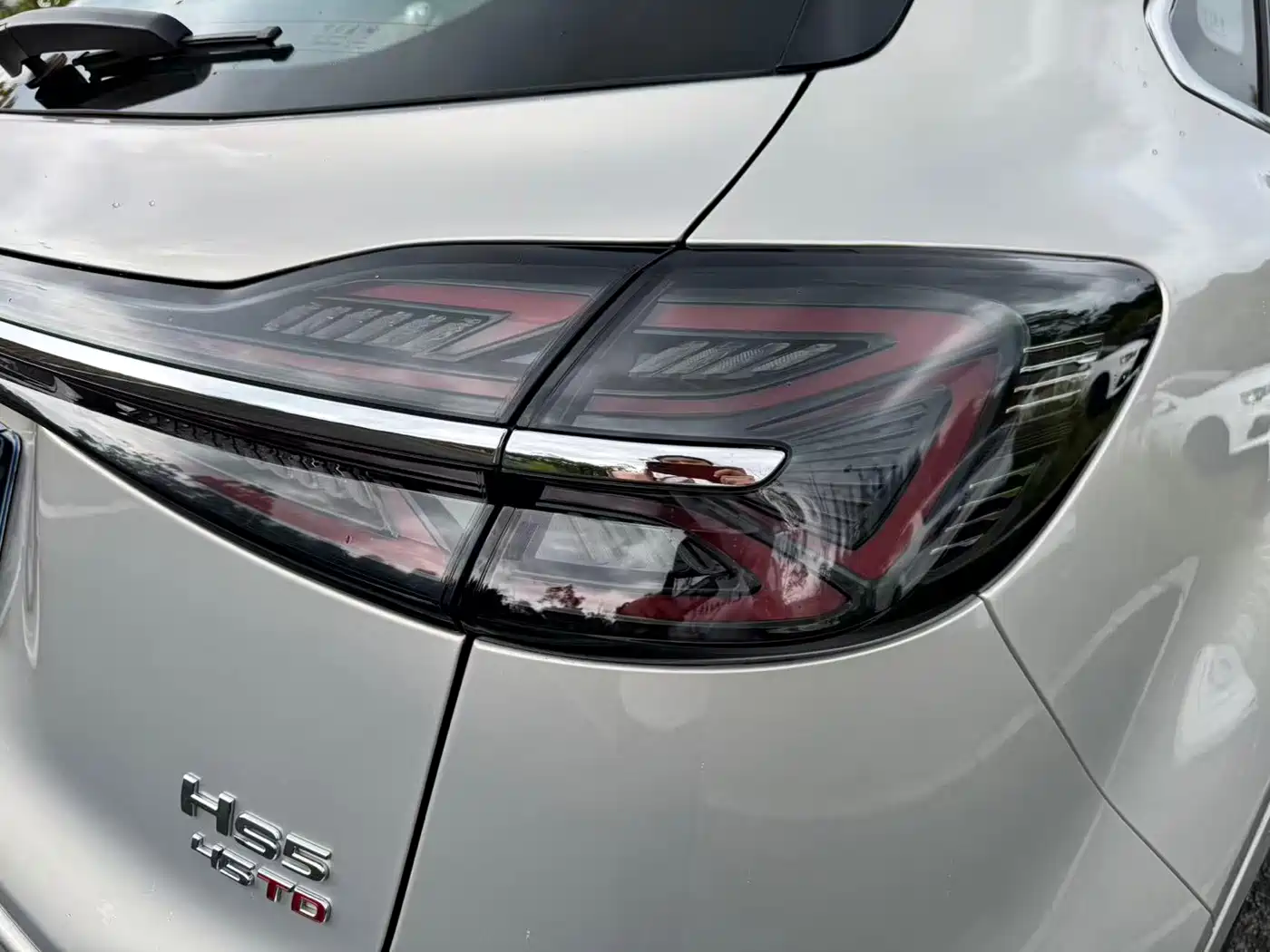 Фото 10 - Hongqi HS5