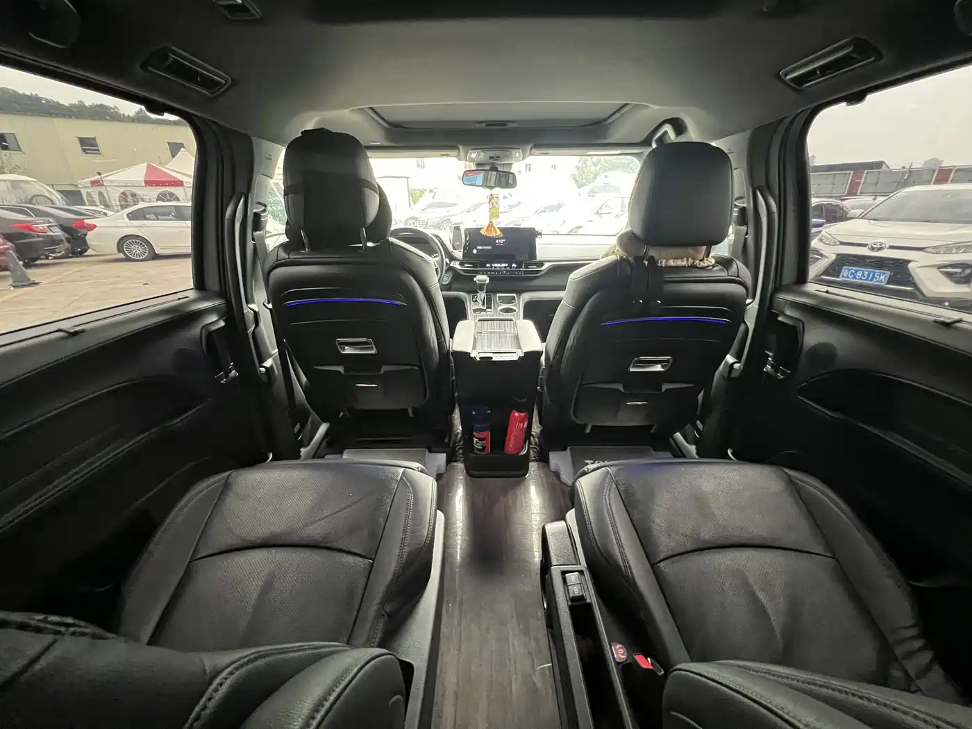Toyota Sienna 2021 2.5L Hybrid Premium Edition фото 18