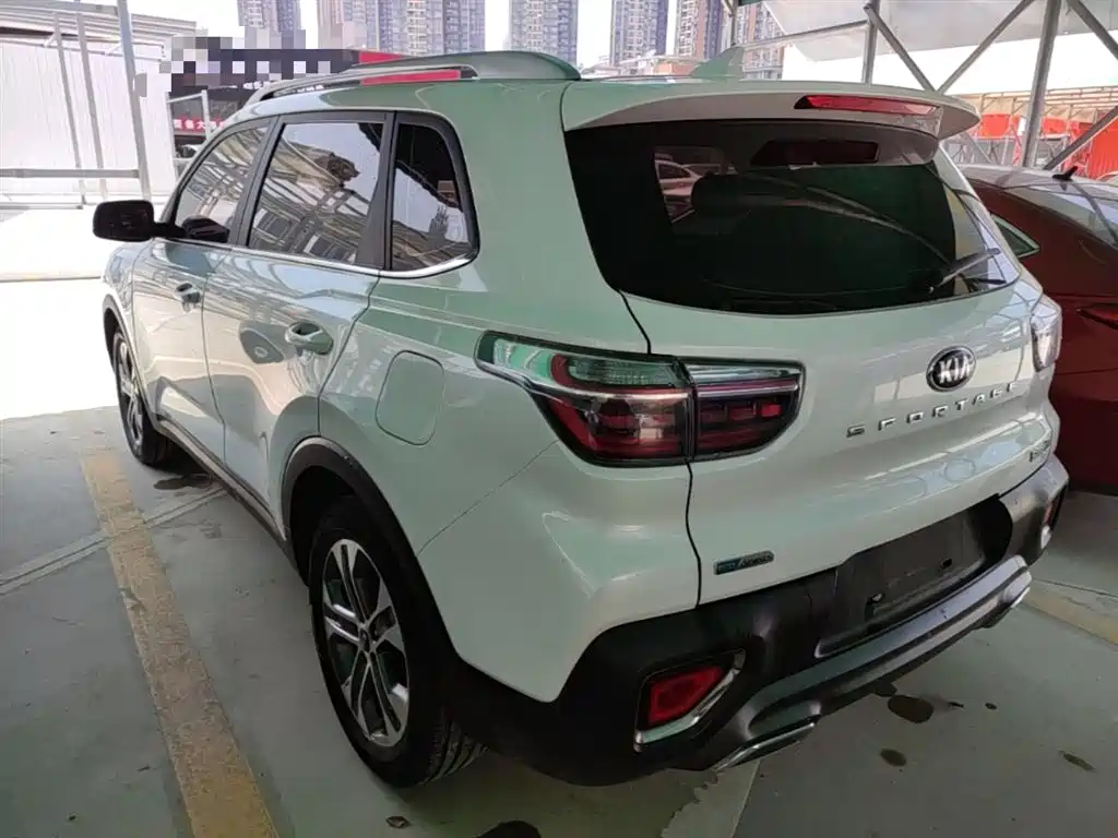 Kia Sportage 2019 2.0L Automatic Smart Luxury Edition фото 5