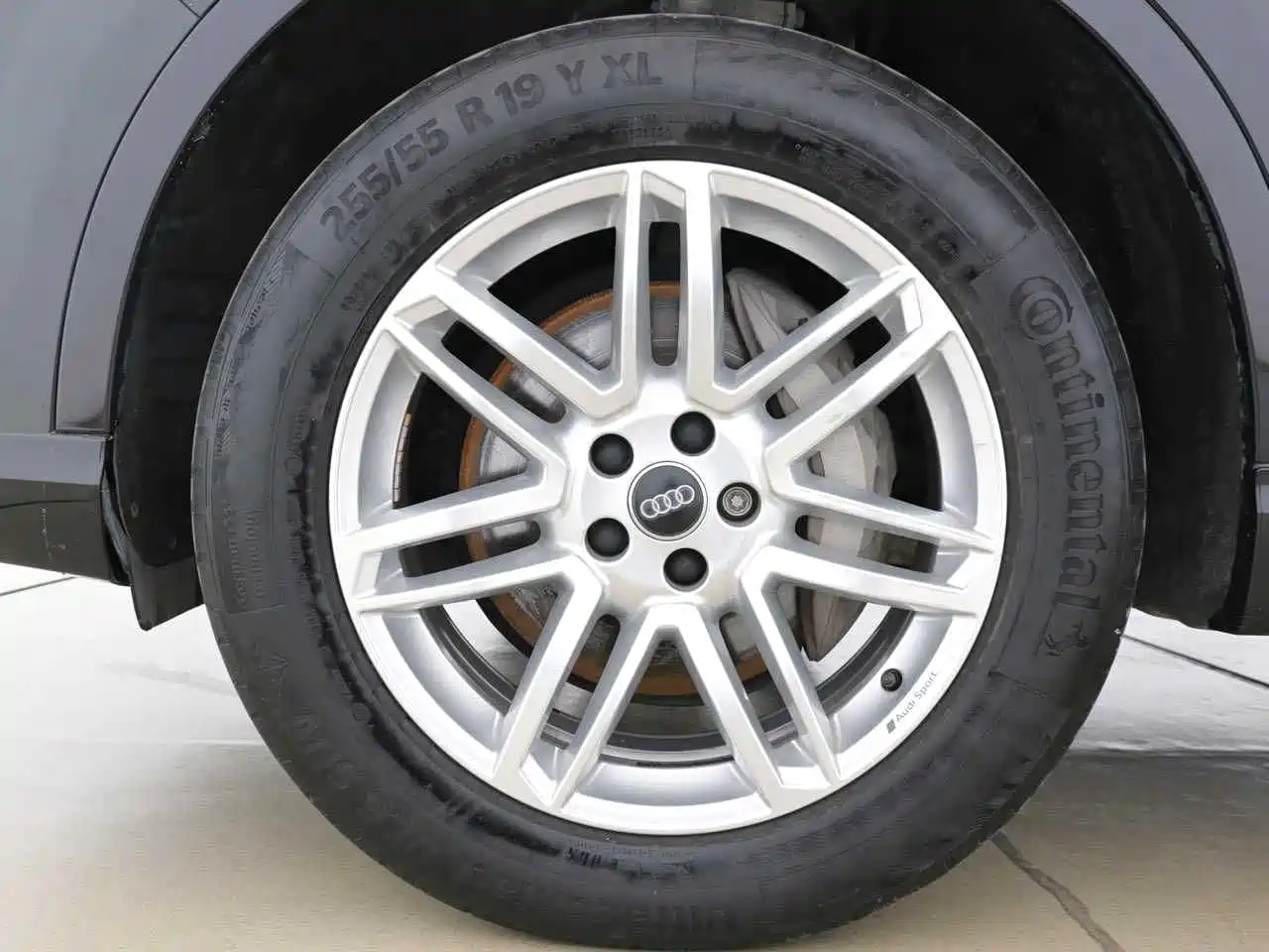 Audi Q7 2018 40 TFSI Comfort фото 12