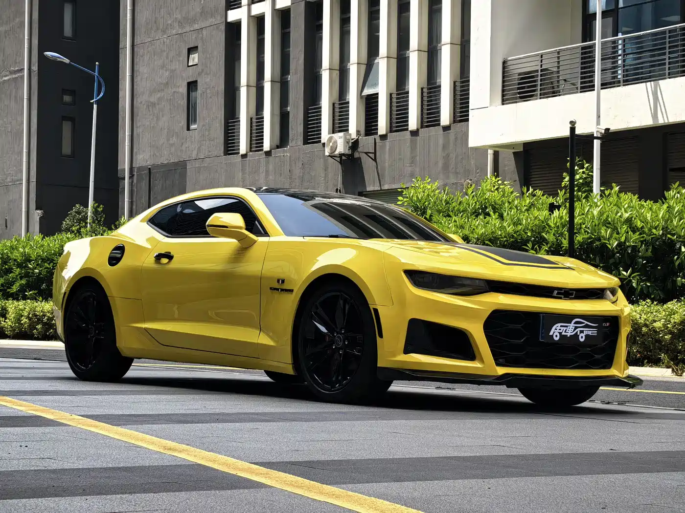 Chevrolet Camaro 2017 2.0T RS фото 3