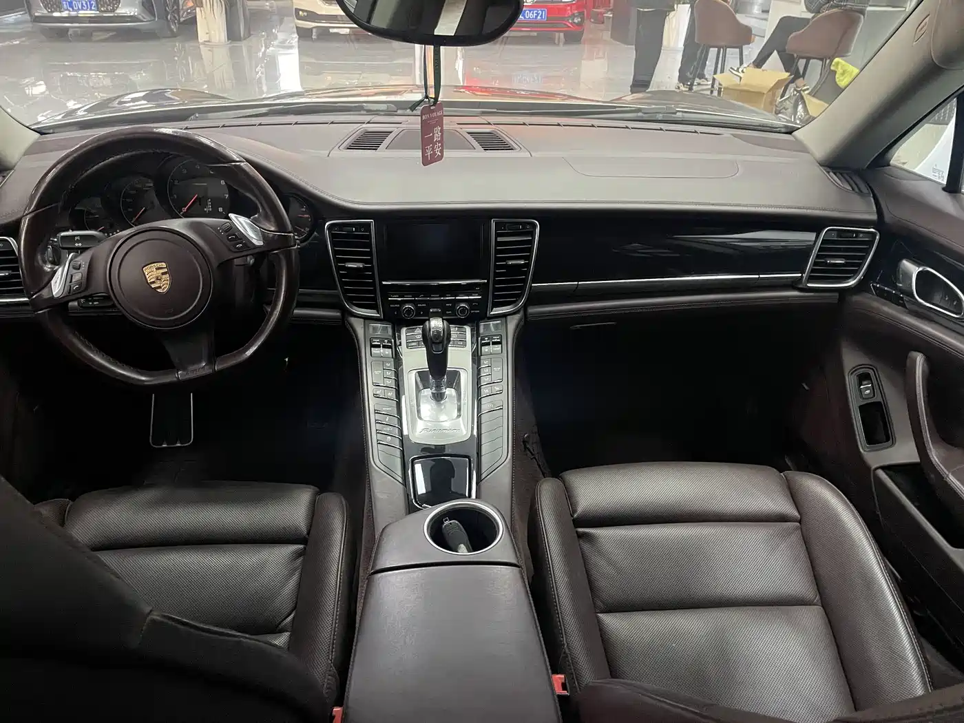 Porsche Panamera 2014 Panamera 4 3.0T фото 12