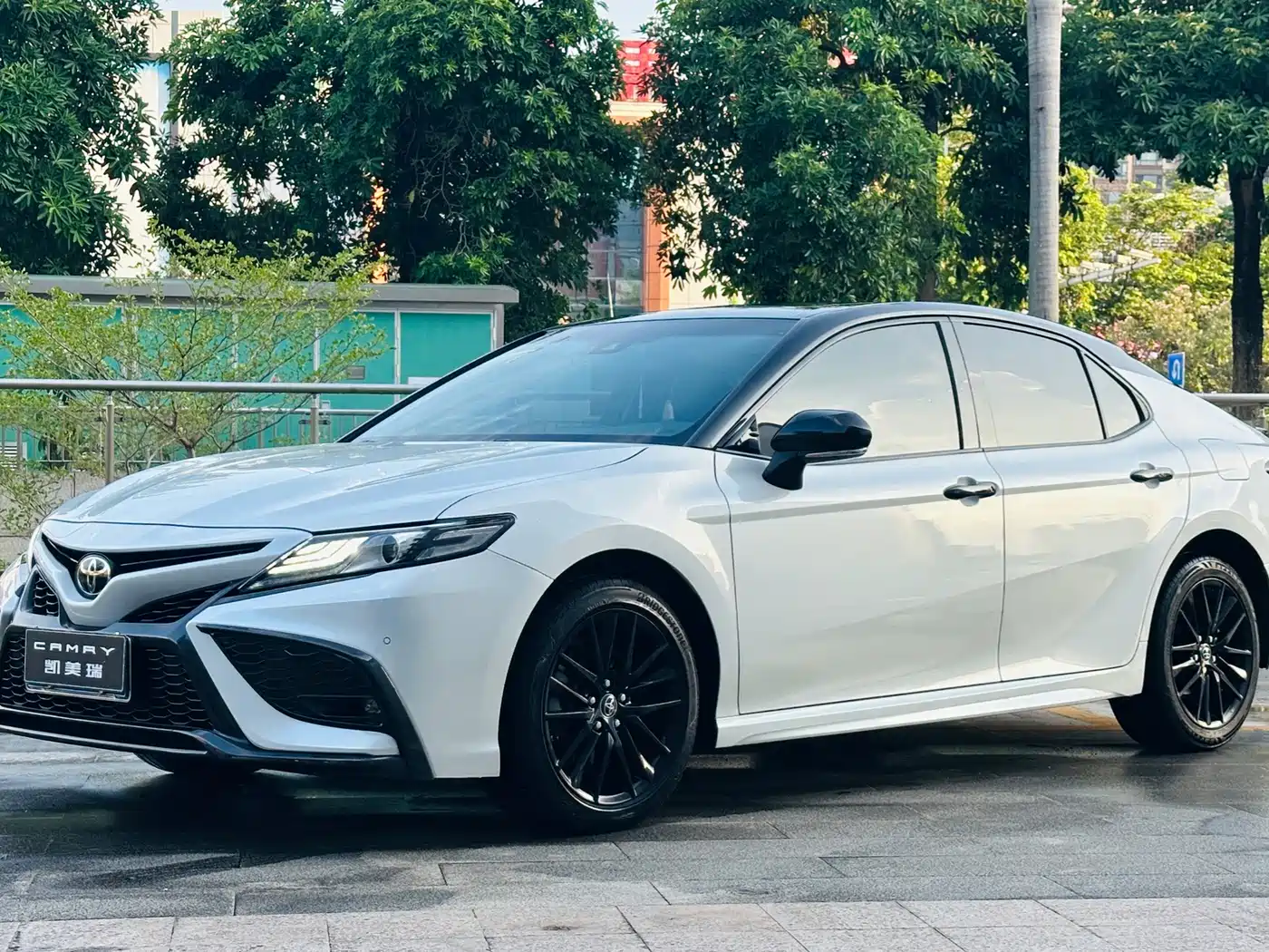 Toyota Camry 2023 2022 2.5S Knight Edition