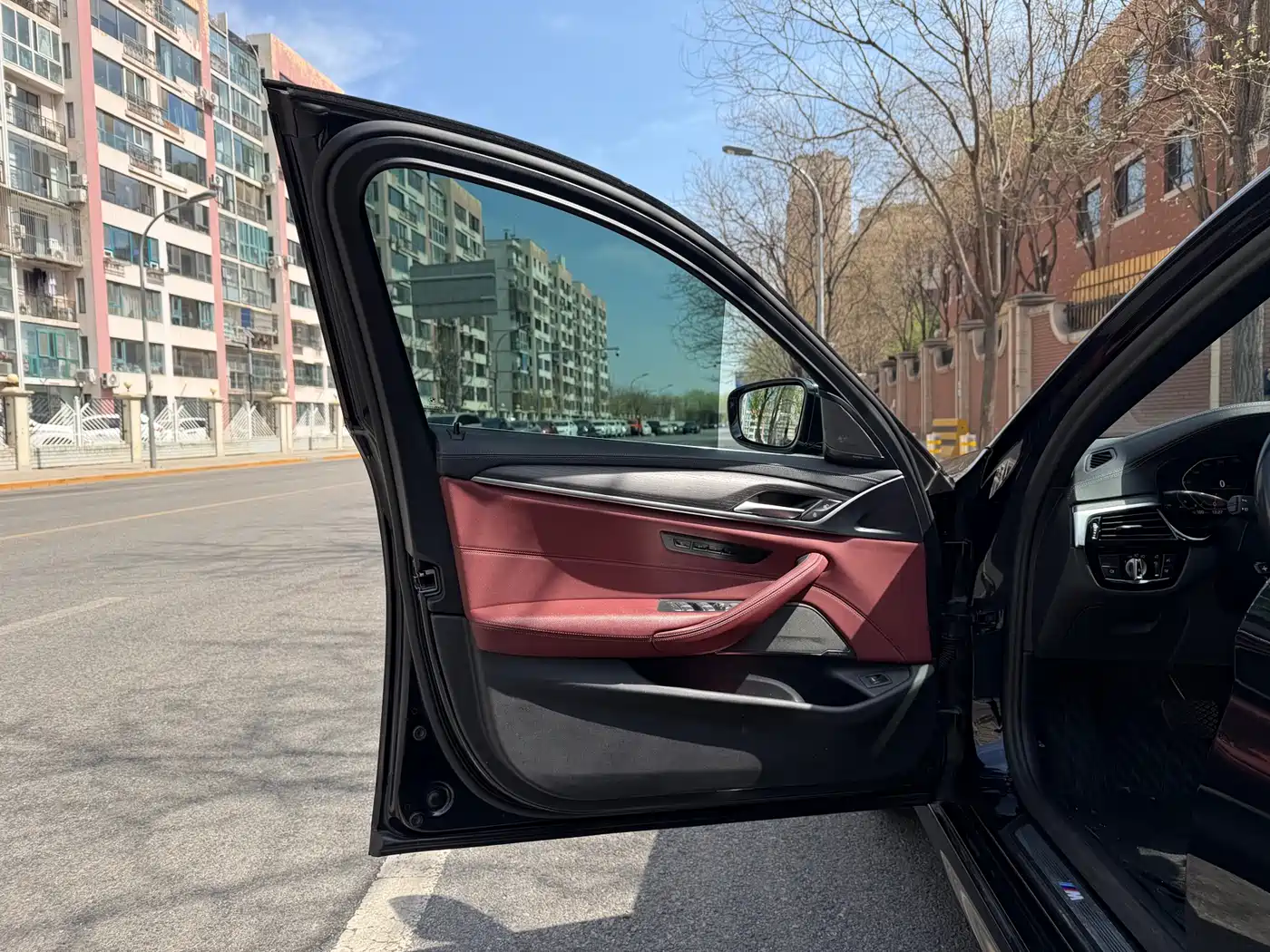 BMW 5 Series 2021 530Li Premium M Sport Package фото 5
