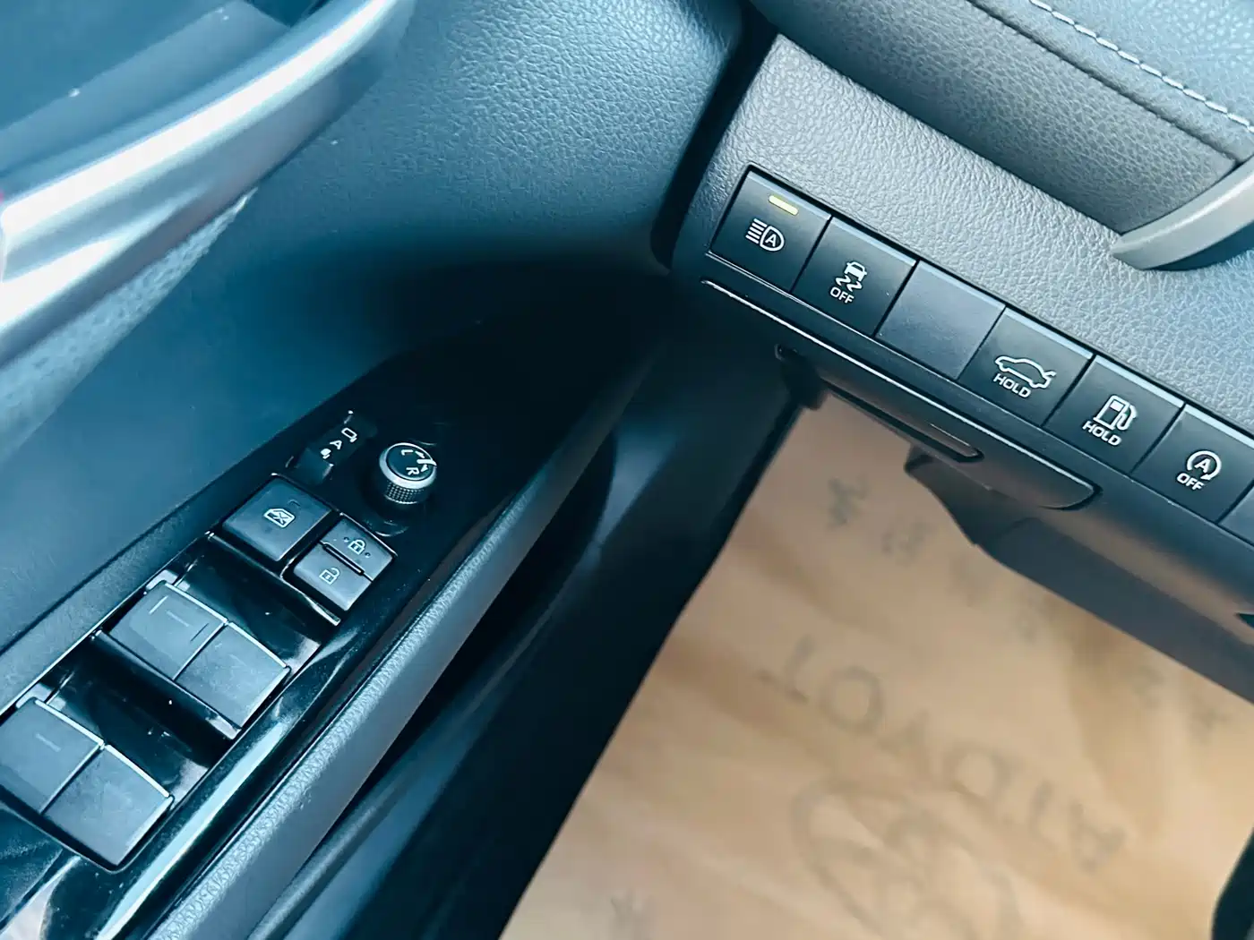 Toyota Camry 2023 2022 2.5S Knight Edition