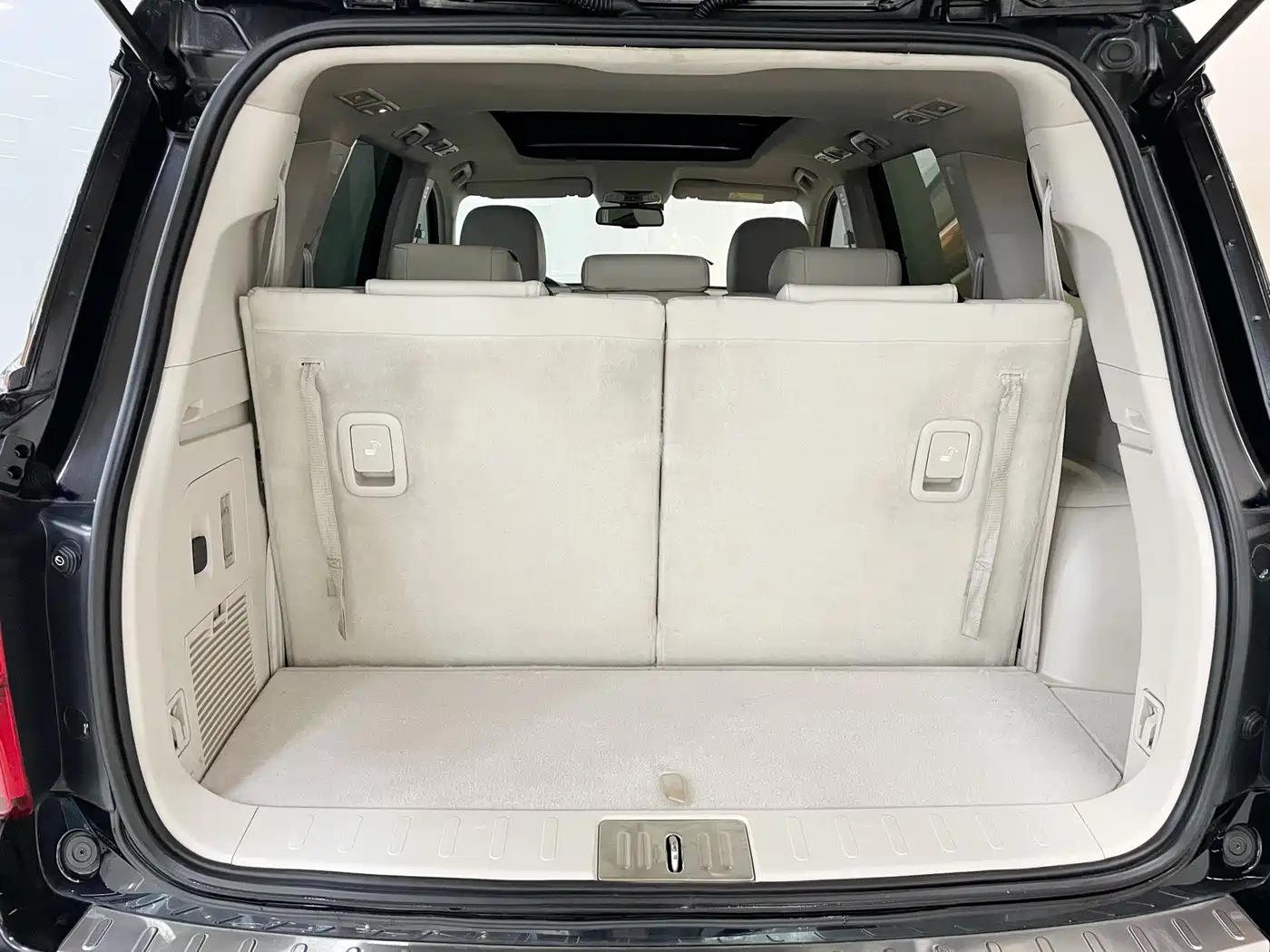 GAC Trumpchi Trumpchi GS8 2017 2017 320T 2WD Luxury Smart Connect (7-seater)