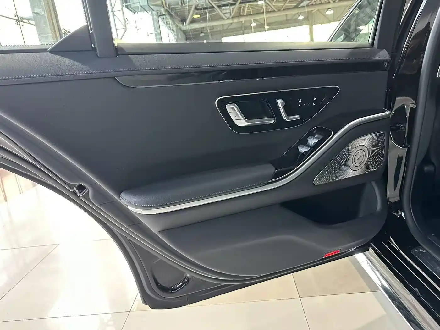 Mercedes-Benz S-Class 2023 Facelift S 450 L 4MATIC фото 10