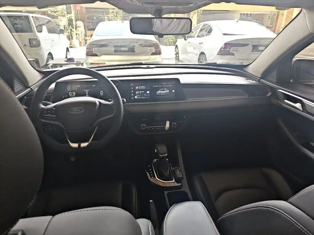 Ford Escort 2022 2021 1.5L Automatic Diamond Edition