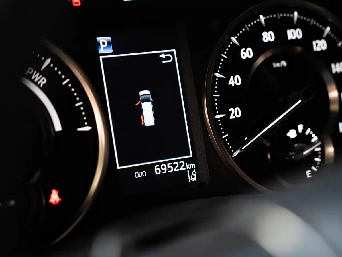 Toyota Alphard 2021 Hybrid 2.5L Premium фото 18