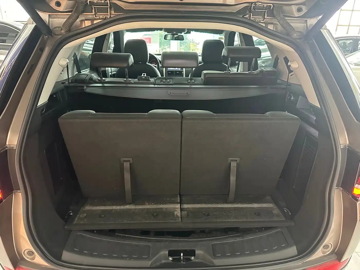 Land Rover Discovery Sport 2017 2.0T HSE фото 15