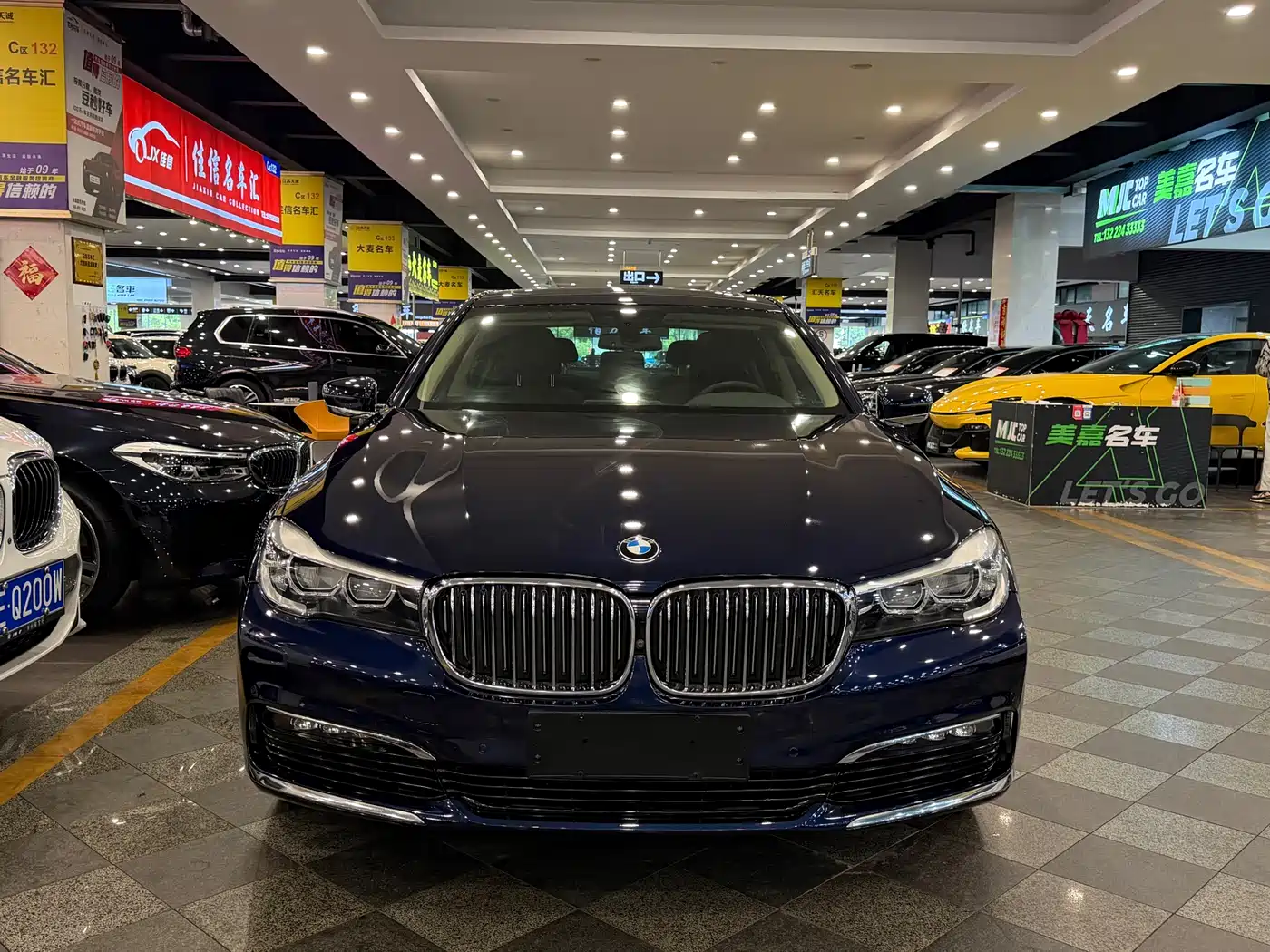BMW 7 Series 2017 730Li Leading Edition фото 2
