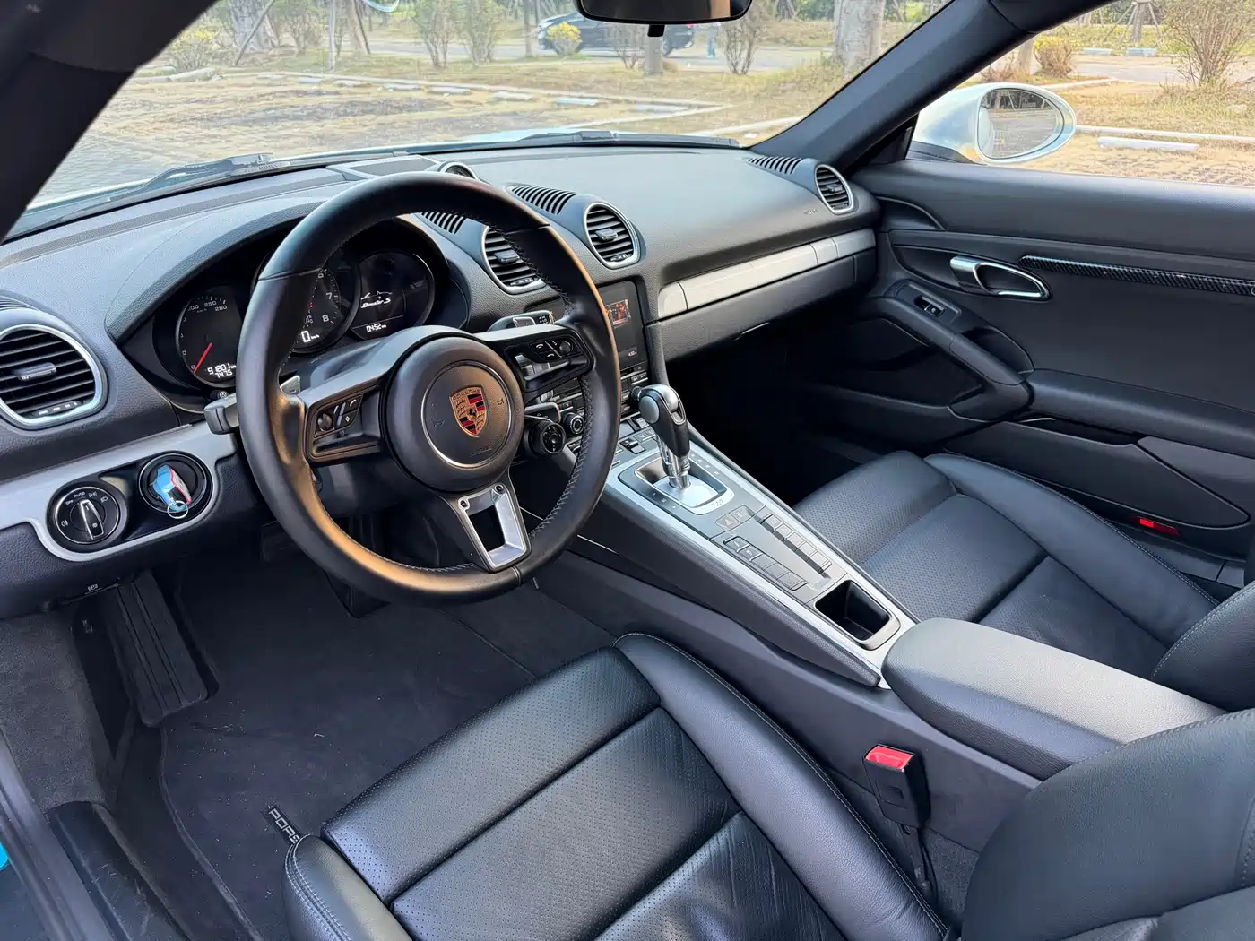 Porsche 718 2016 Cayman 2.0T фото 9