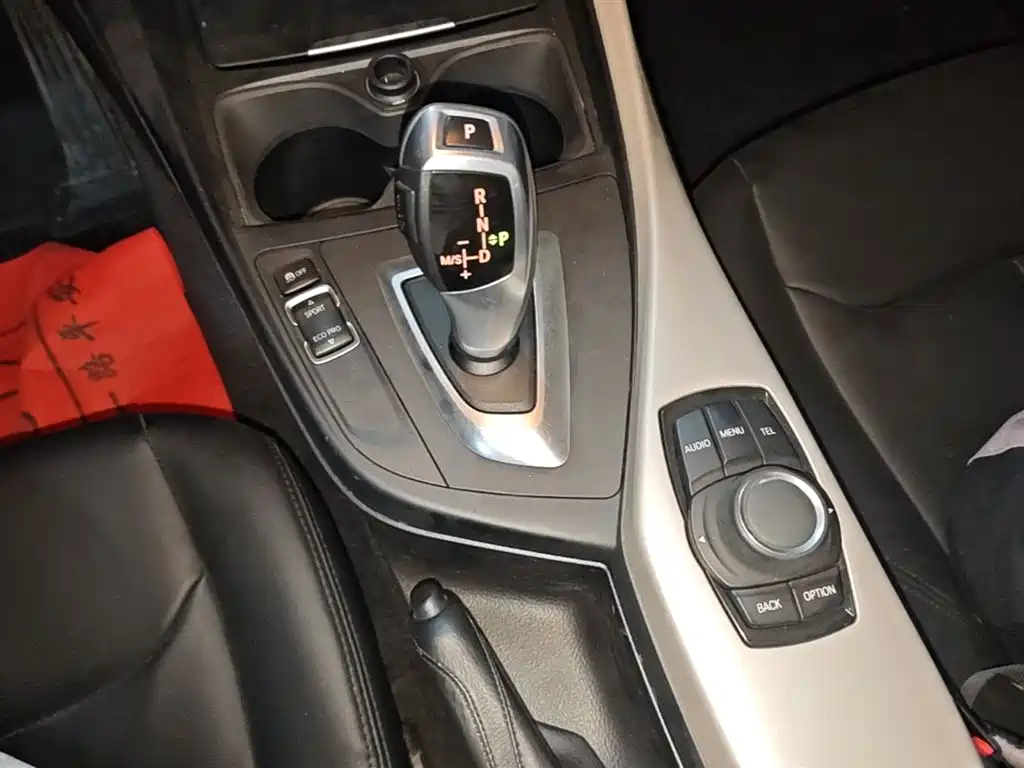 BMW 1 Series (Import) 2013 Facelift 118i Leading Model фото 14
