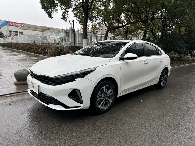 KIA K3 2024