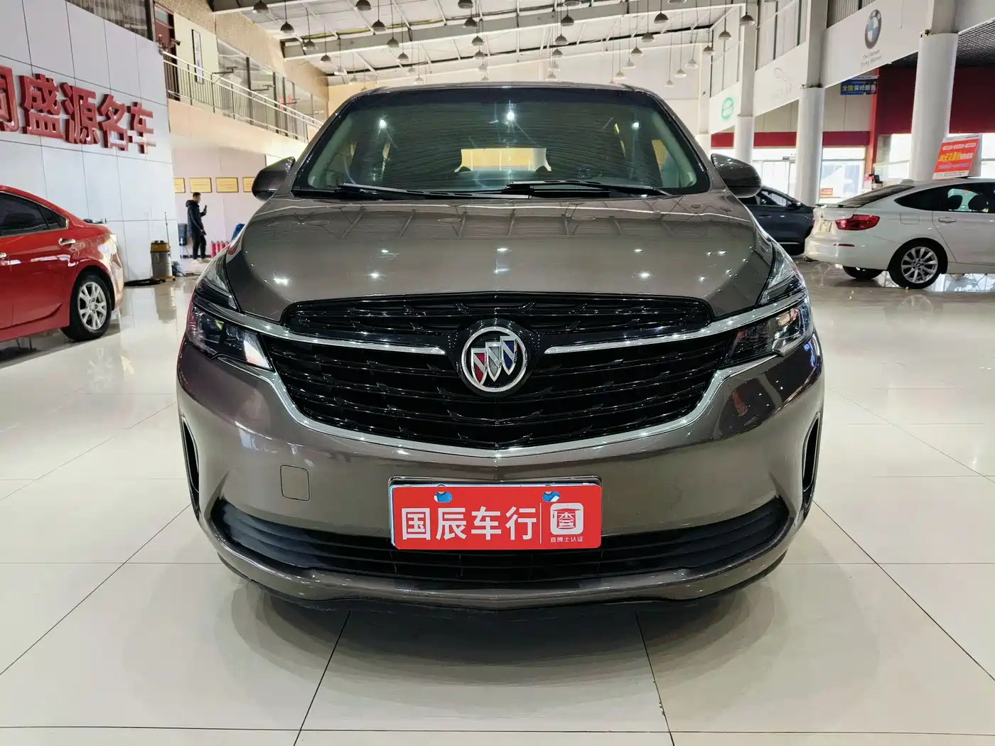 Buick GL8 2022 Land Business Class 652T Comfort фото 2