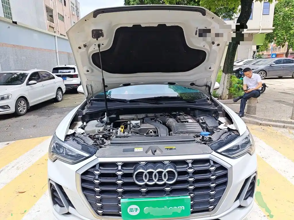 Audi Q3 2024 2023 35 TFSI Fashion Dynamic Model (1.5T)