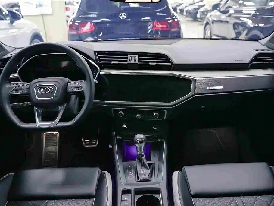 Audi Q3 2025 2025 quattro 45th Anniversary Edition 35TFSI Fashion Dynamic