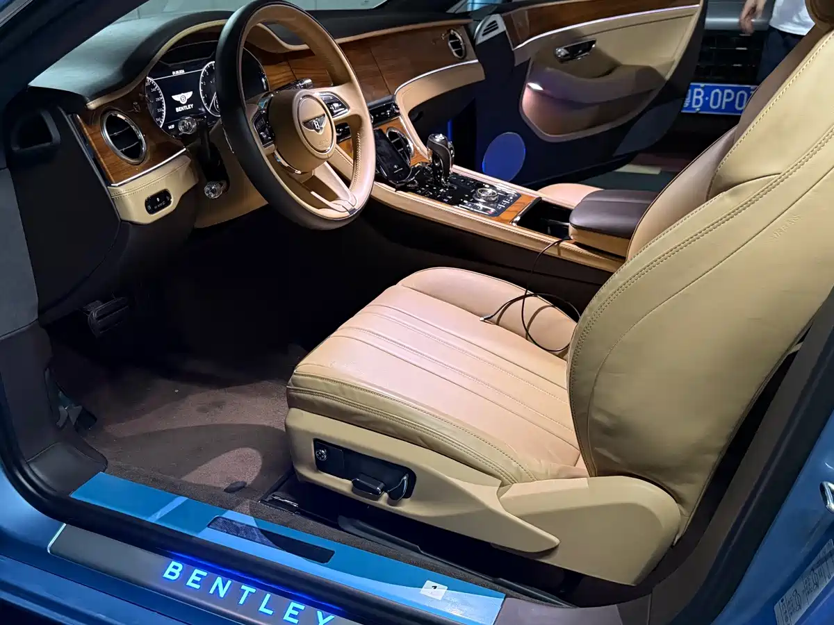 Bentley Continental 2021 2020 4.0T GT V8