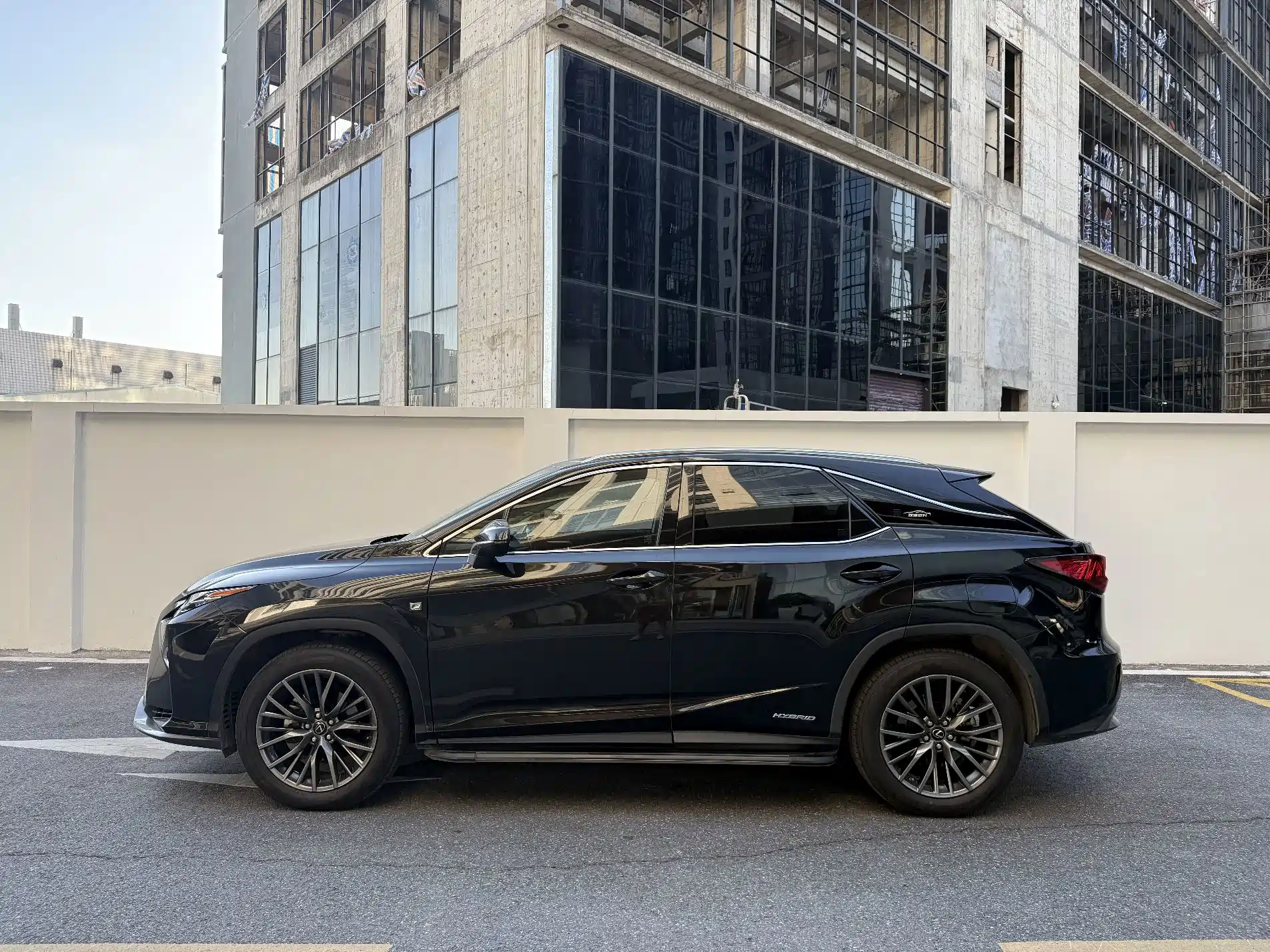 Фото 3 - Lexus RX