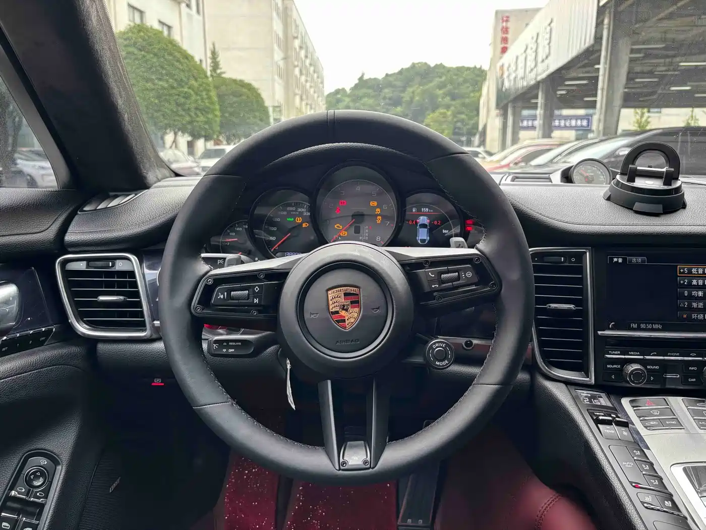 Фото 5 - Porsche Panamera