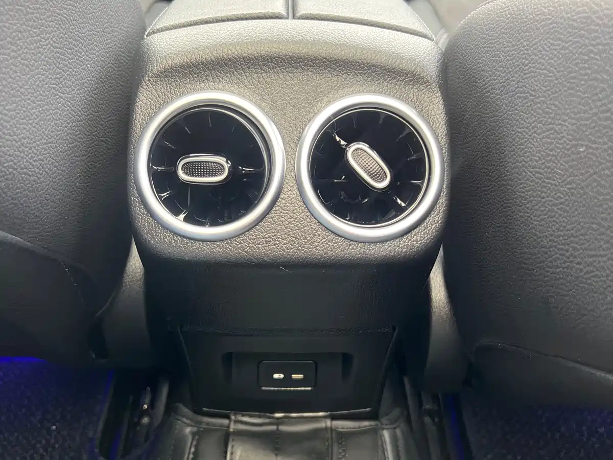 Mercedes-Benz A-Class 2020 Facelift A 200 L Sport Sedan Fashion фото 15
