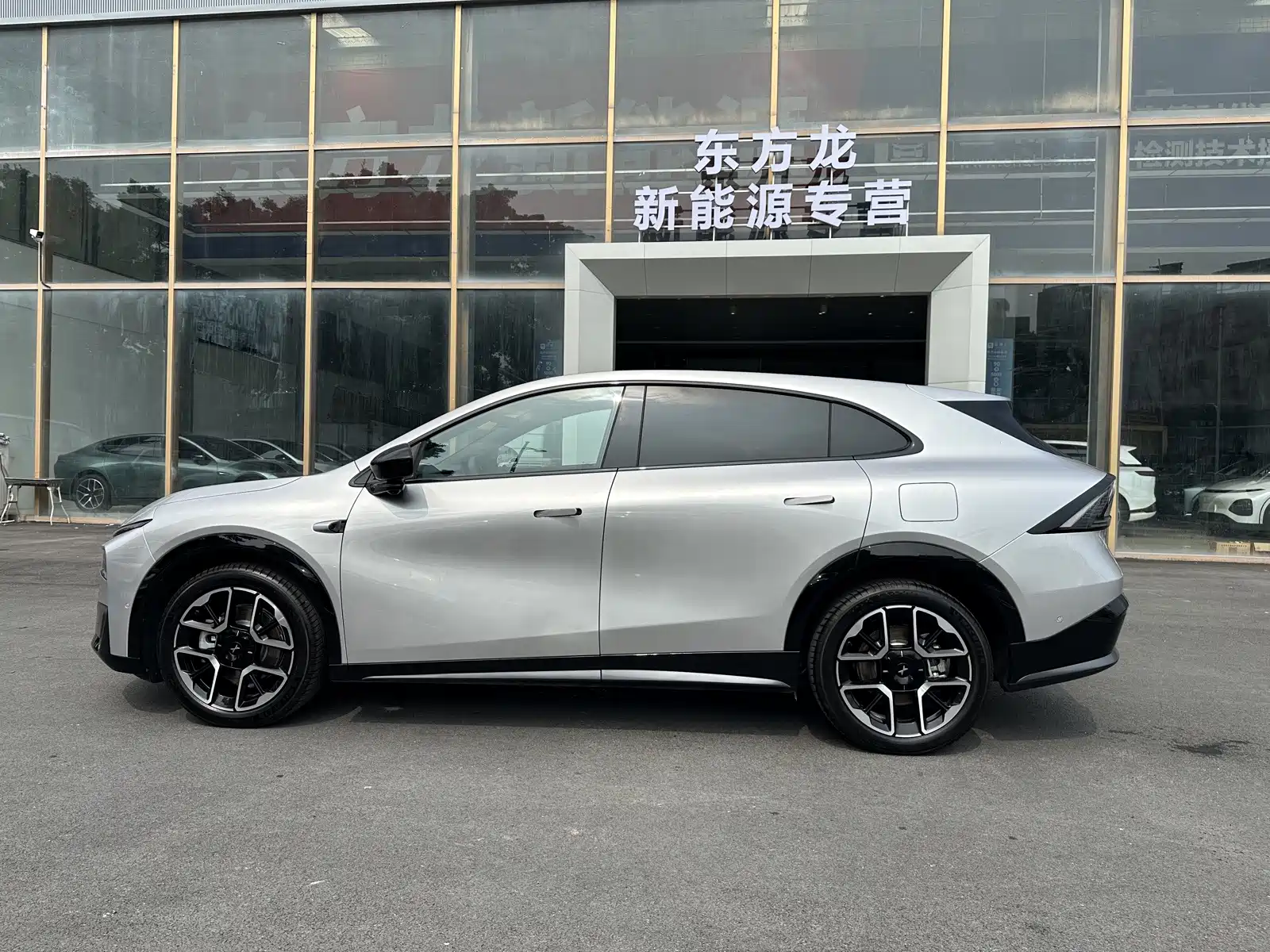 Фото 4 - XPeng G7