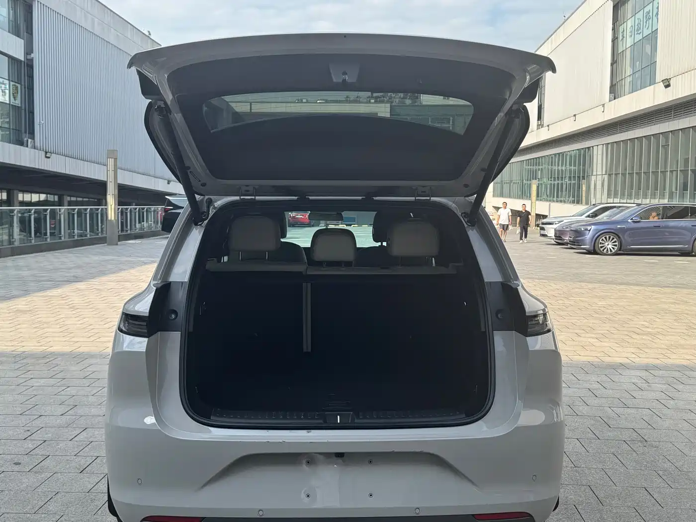 Li Auto L6 2026 2025 Max Smart Renewal Edition