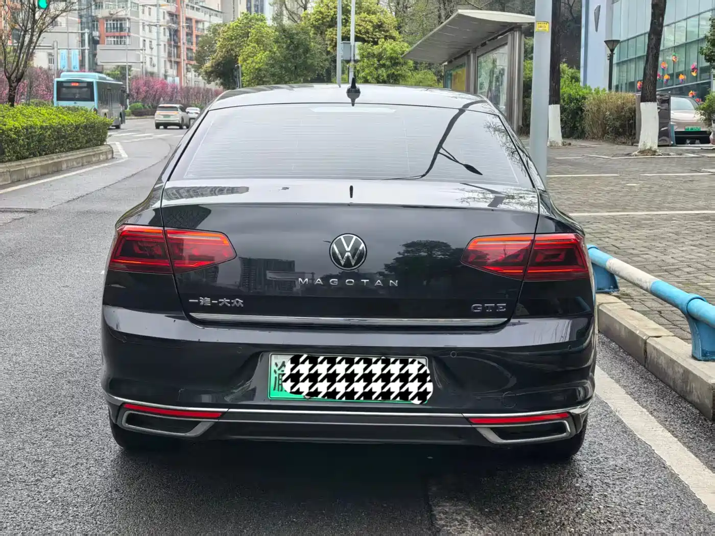 Volkswagen Magotan GTE Plug-in Hybrid 2022 GTE Luxury фото 5