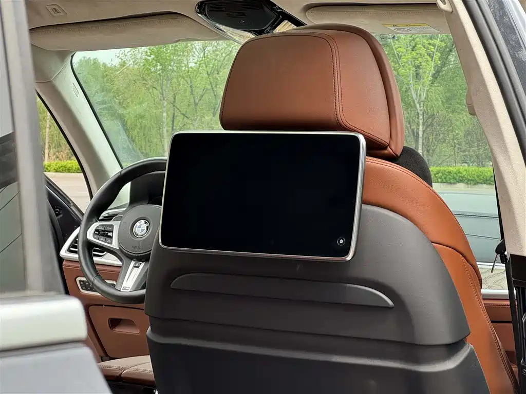 BMW X7 2021 Facelift xDrive40i Executive M Sport Package фото 9