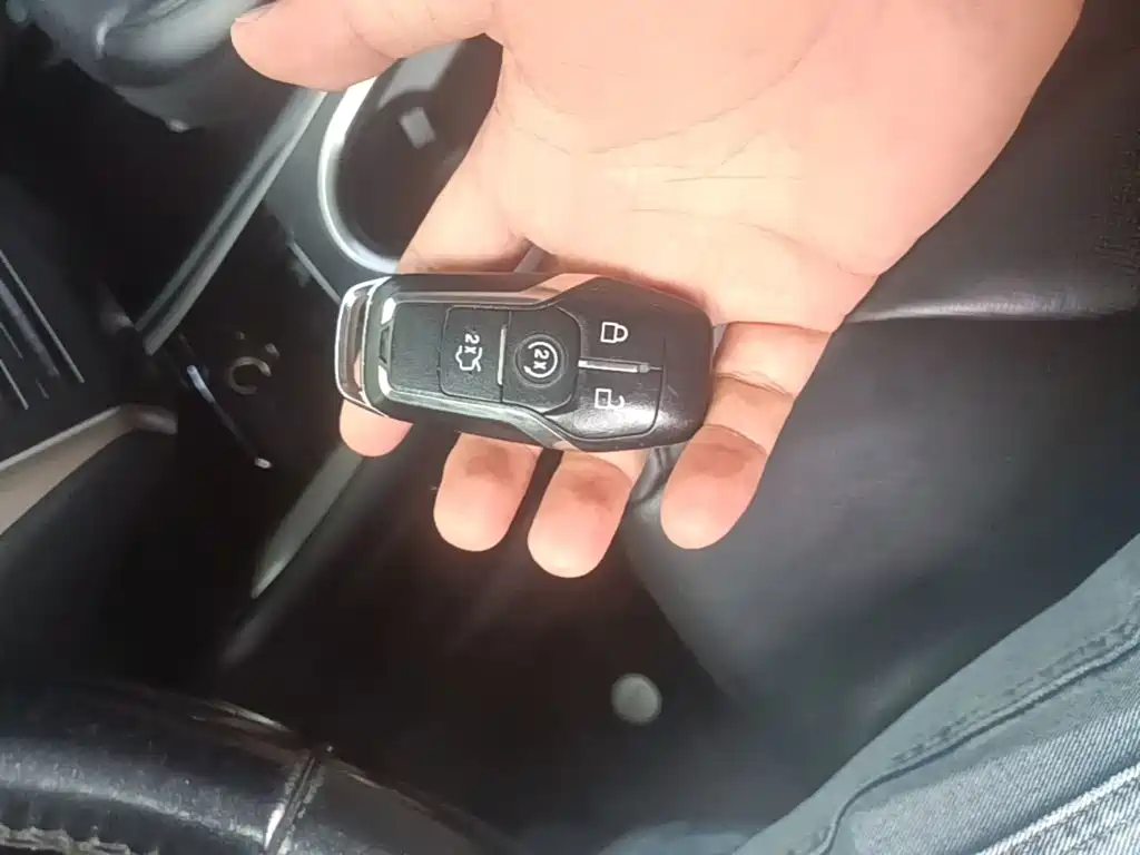 Photo 9 - Lincoln MKC