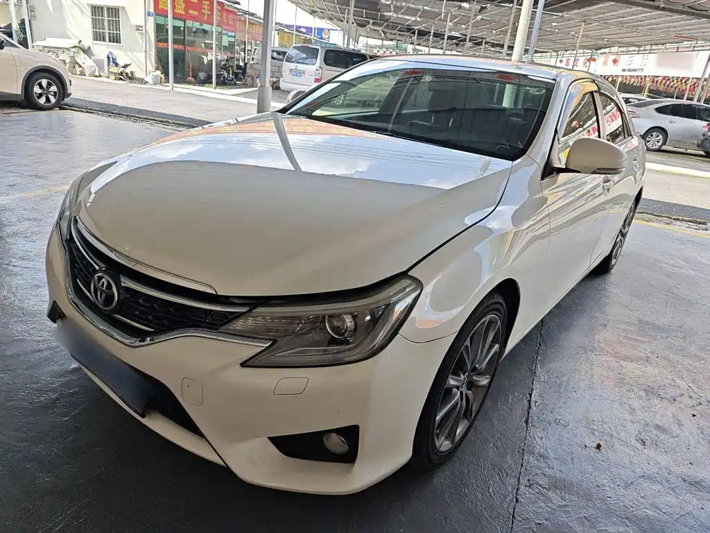 2018 Toyota Reiz