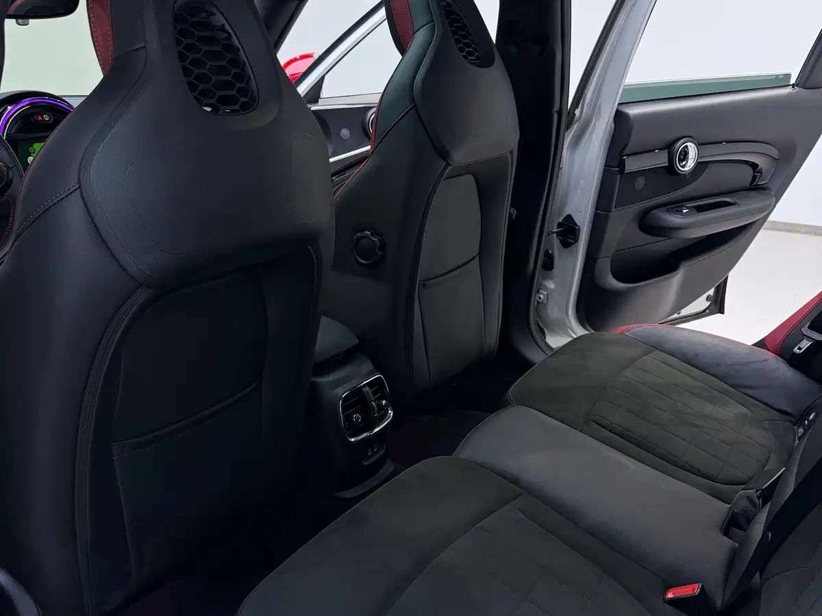 MINI JCW CLUBMAN 2018 2018 2.0T JOHN COOPER WORKS ALL-IN