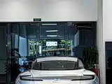 Фото 5 - Aston Martin DB11