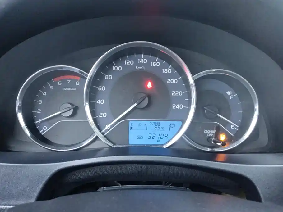 Toyota Levin 2017 Facelift 185T CVT Elite (China V) фото 14