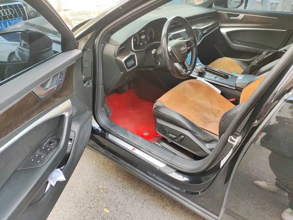 Photo 14 - Audi A6L