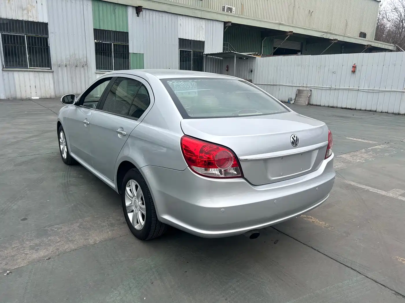 Volkswagen Lavida 2011 1.6L Automatic Pinxuan Edition фото 11