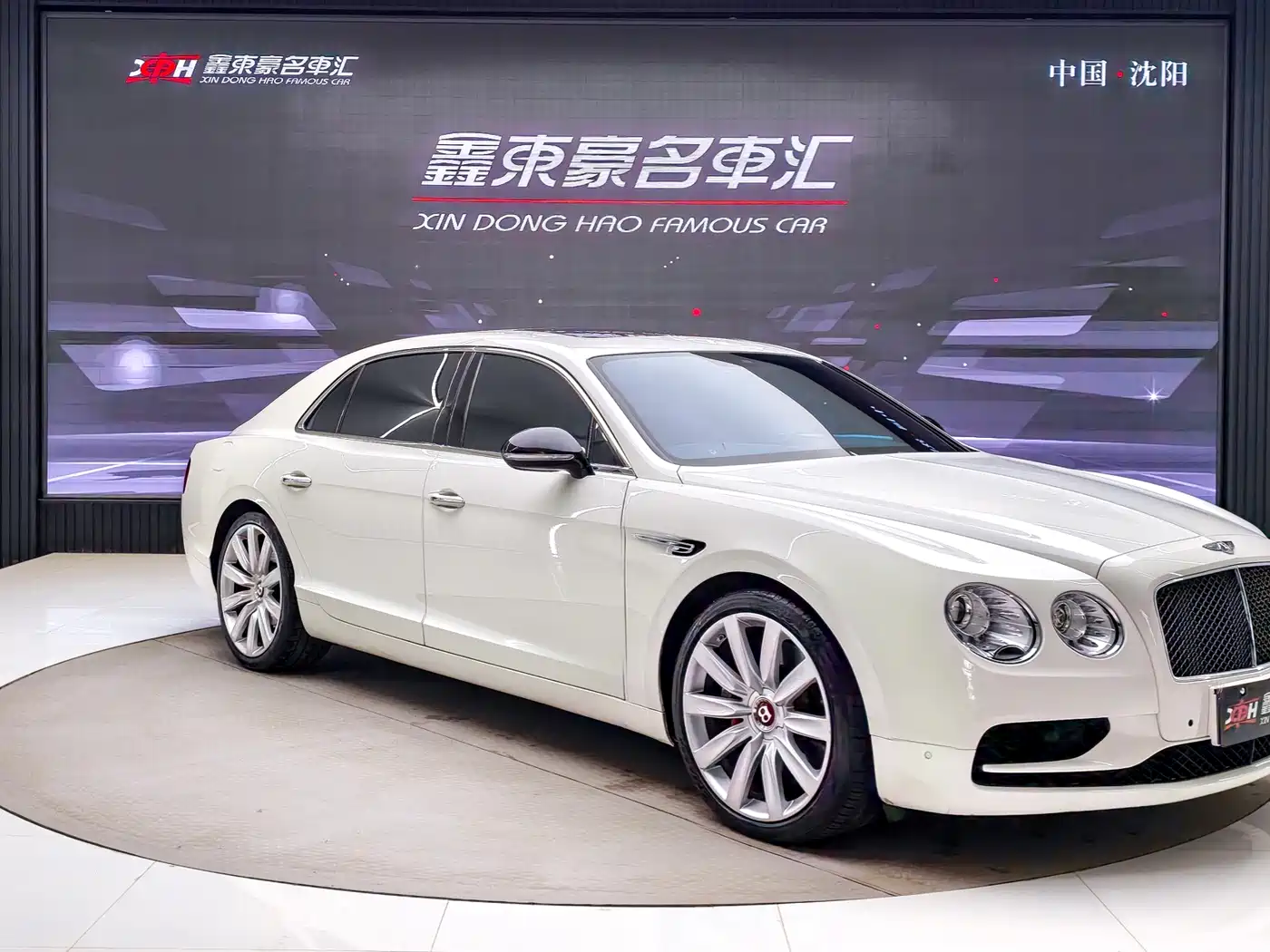 Bentley Flying Spur 2017 4.0T V8 S Standard фото 3