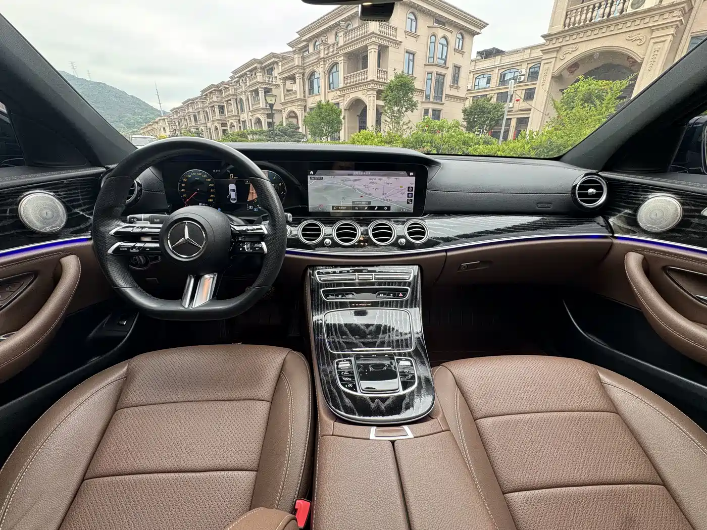 Mercedes-Benz E-Class 2021 E 300 L Fashion фото 13