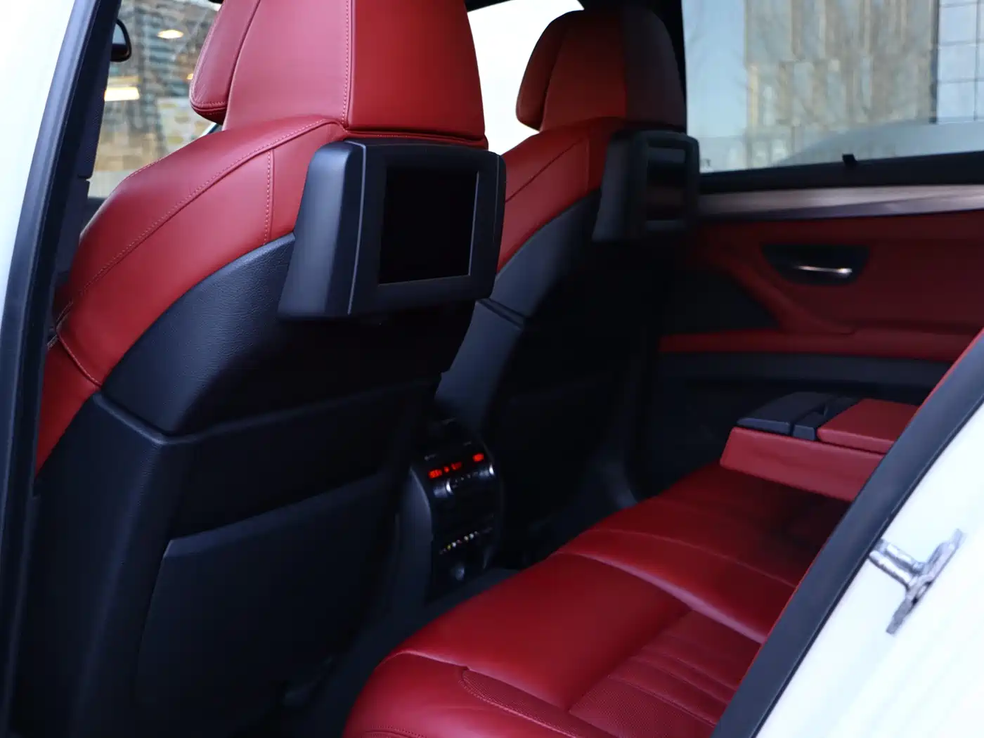 BMW M5 2012 M5 фото 24